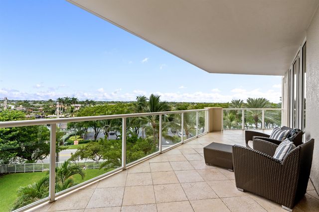 1063 Hillsboro Mile 403, Hillsboro Beach, FL 33062