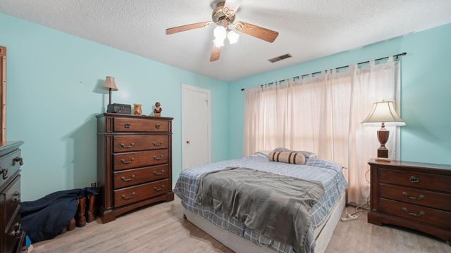 182 HICKORY HOLLOW DR, Drummonds, TN 38023