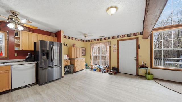 182 HICKORY HOLLOW DR, Drummonds, TN 38023