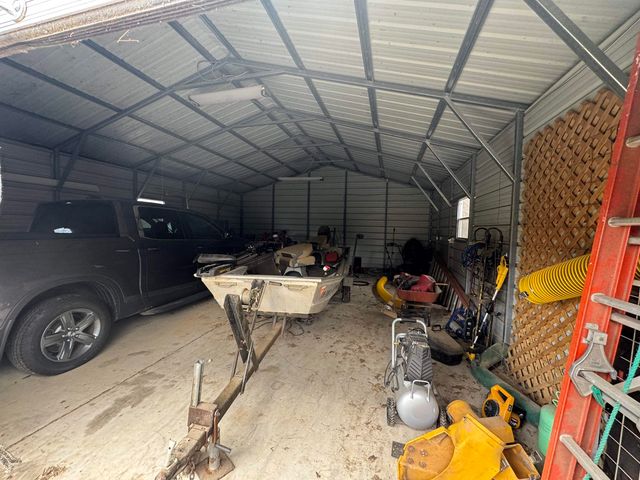 182 HICKORY HOLLOW DR, Drummonds, TN 38023