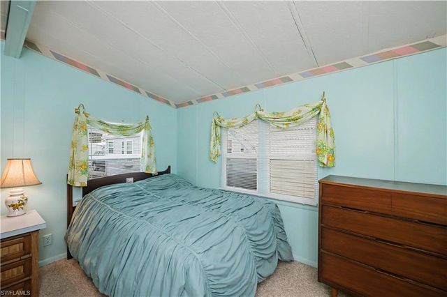 54 La Fonda LN, North Fort Myers, FL 33903