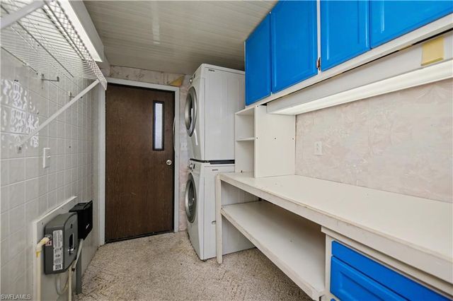 54 La Fonda LN, North Fort Myers, FL 33903