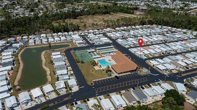 54 La Fonda LN, North Fort Myers, FL 33903