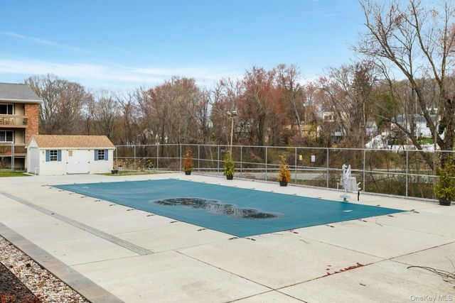 10 N James Street N, Peekskill, NY 10566