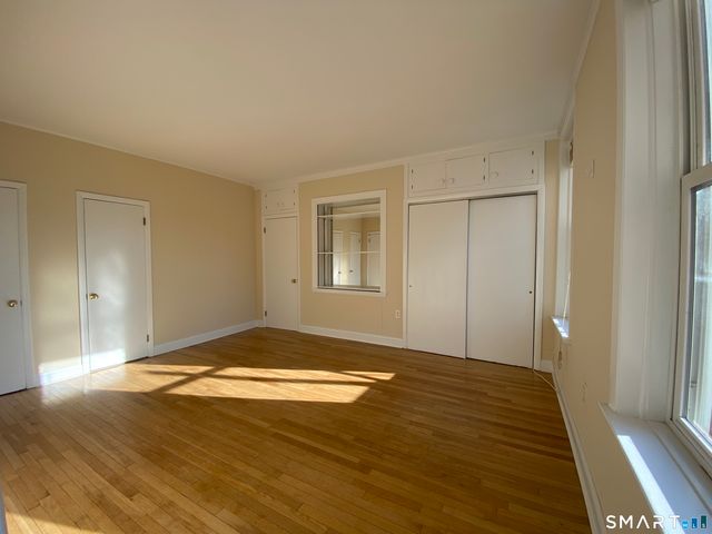 268 College Street 2R, New Haven, CT 06510