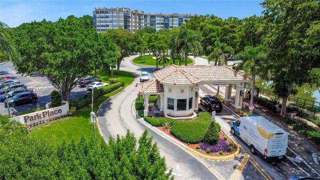 1400 Saint Charles Pl 317, Pembroke Pines, FL 33026