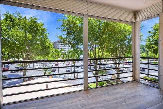 1400 Saint Charles Pl 317, Pembroke Pines, FL 33026