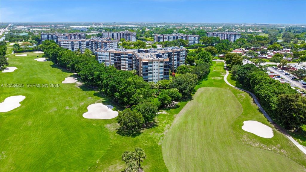 1400 Saint Charles Pl 317, Pembroke Pines, FL 33026