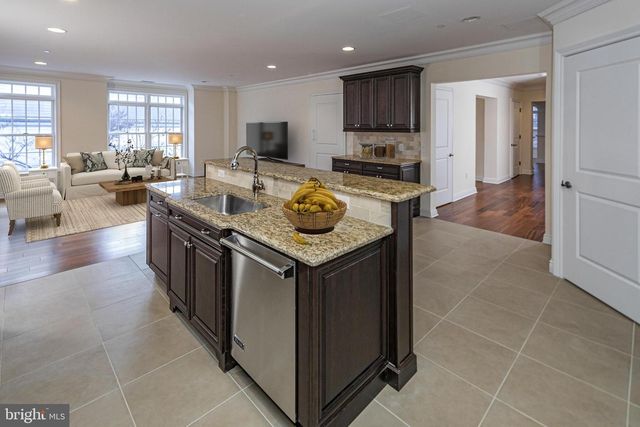 722 AVERY LN, Princeton, NJ 08542