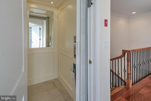 722 AVERY LN, Princeton, NJ 08542