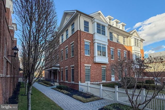 722 AVERY LN, Princeton, NJ 08542