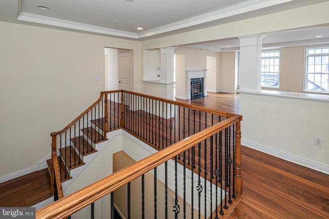 722 AVERY LN, Princeton, NJ 08542