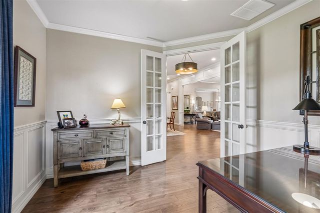 8802 Belcaro Drive, Edmond, OK 73034