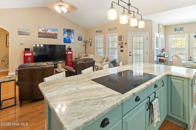 102 SW 22nd Street, Oak Island, NC 28465