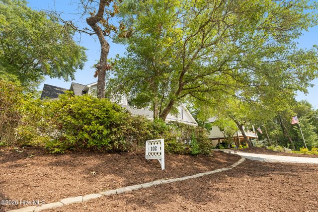 102 SW 22nd Street, Oak Island, NC 28465