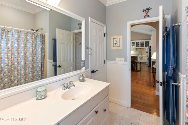 102 SW 22nd Street, Oak Island, NC 28465