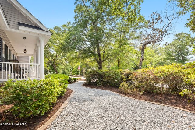 102 SW 22nd Street, Oak Island, NC 28465