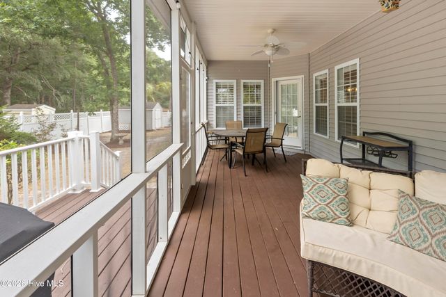 102 SW 22nd Street, Oak Island, NC 28465