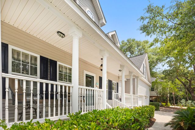 102 SW 22nd Street, Oak Island, NC 28465
