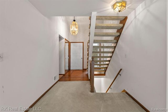 17763 E Kirkwood Drive, Clinton Township, MI 48038