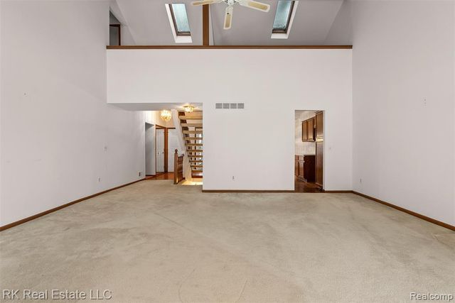 17763 E Kirkwood Drive, Clinton Township, MI 48038