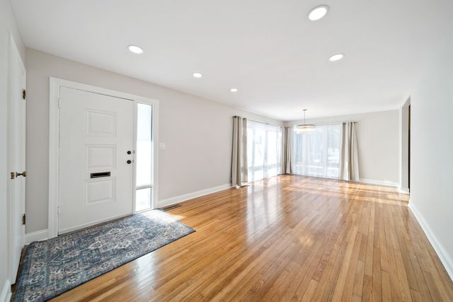 1601 Fowler Avenue, Evanston, IL 60201