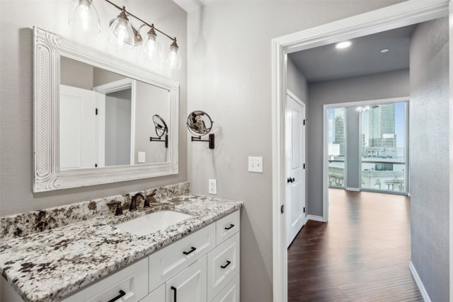 500 Throckmorton Street 902, Fort Worth, TX 76102