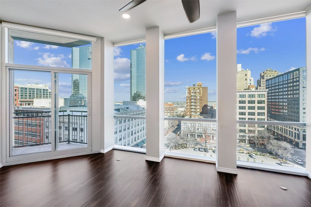 500 Throckmorton Street 902, Fort Worth, TX 76102