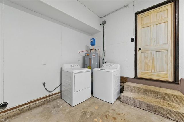 155 Colony RD, Newport News, VA 23602