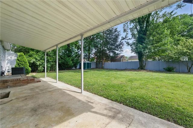 155 Colony RD, Newport News, VA 23602