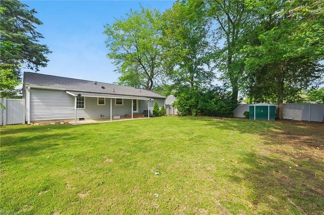 155 Colony RD, Newport News, VA 23602