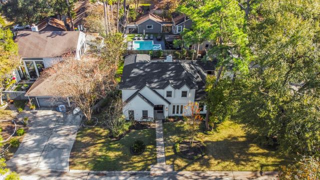 4 Maystar Court, The Woodlands, TX 77380