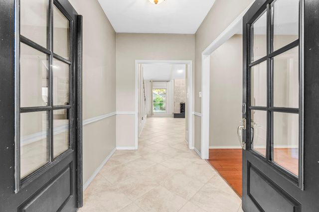 4 Maystar Court, The Woodlands, TX 77380