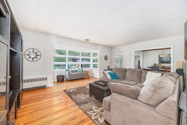 84 Lake Wallkill Rd, Vernon Twp., NJ 07461