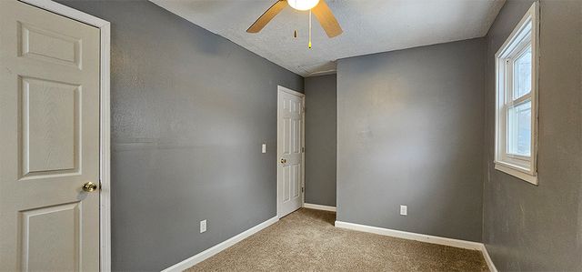 1702 W 9th Street, Dixon, IL 61021