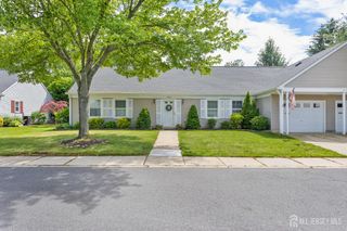 716 Victoria Court A, Monroe, NJ 08831
