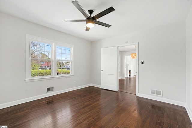 784 John B White Sr Boulevard, Spartanburg, SC 29306