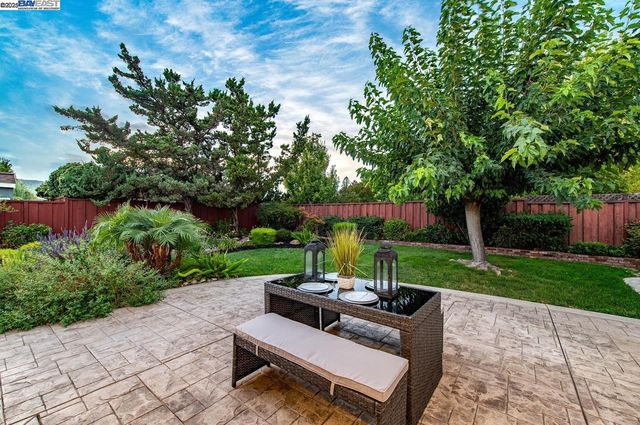 6355 Singletree Way, Pleasanton, CA 94588