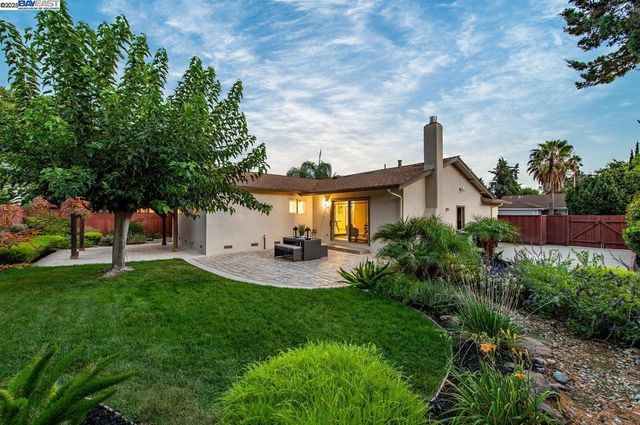 6355 Singletree Way, Pleasanton, CA 94588