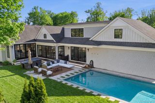 4 Post Lane, Quogue, NY 11959