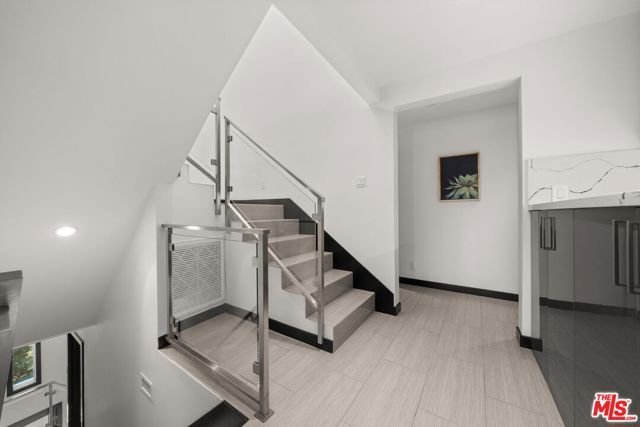 28207 Laura La Plante Drive, Agoura Hills, CA 91301