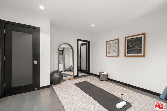 28207 Laura La Plante Drive, Agoura Hills, CA 91301