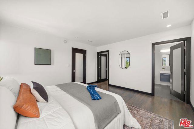 28207 Laura La Plante Drive, Agoura Hills, CA 91301