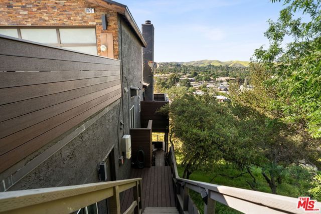 28207 Laura La Plante Drive, Agoura Hills, CA 91301