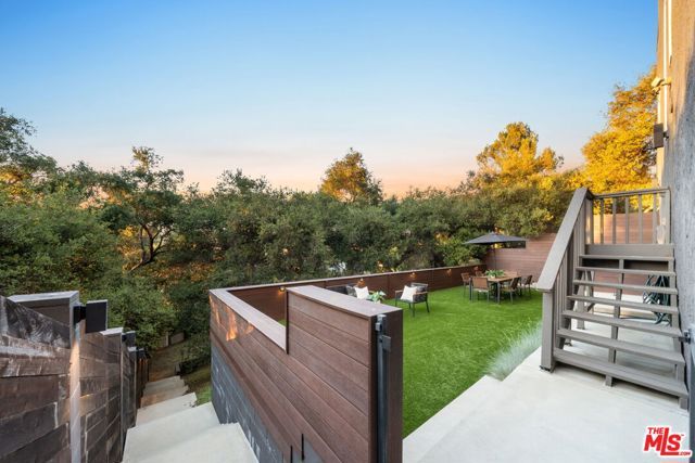 28207 Laura La Plante Drive, Agoura Hills, CA 91301
