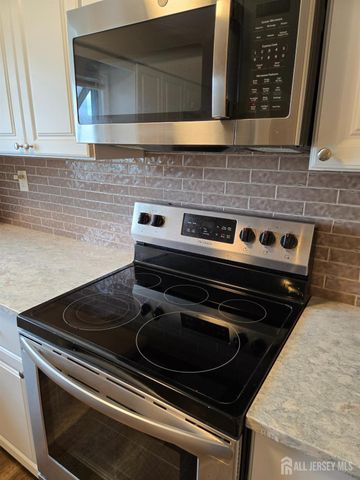 14 Daniel Webster Avenue D, Monroe, NJ 08831