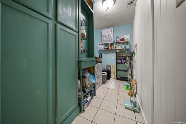 5626 Cary Grant, San Antonio, TX 78240