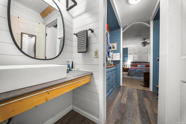 5626 Cary Grant, San Antonio, TX 78240