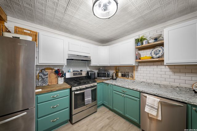 5626 Cary Grant, San Antonio, TX 78240