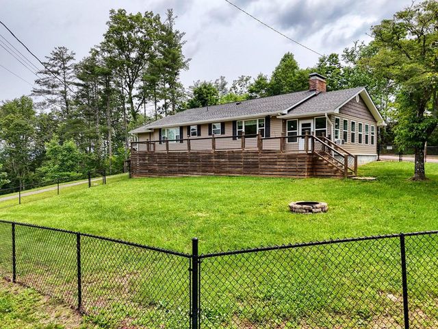 497 Hidden Lake Road, Blairsville, GA 30512